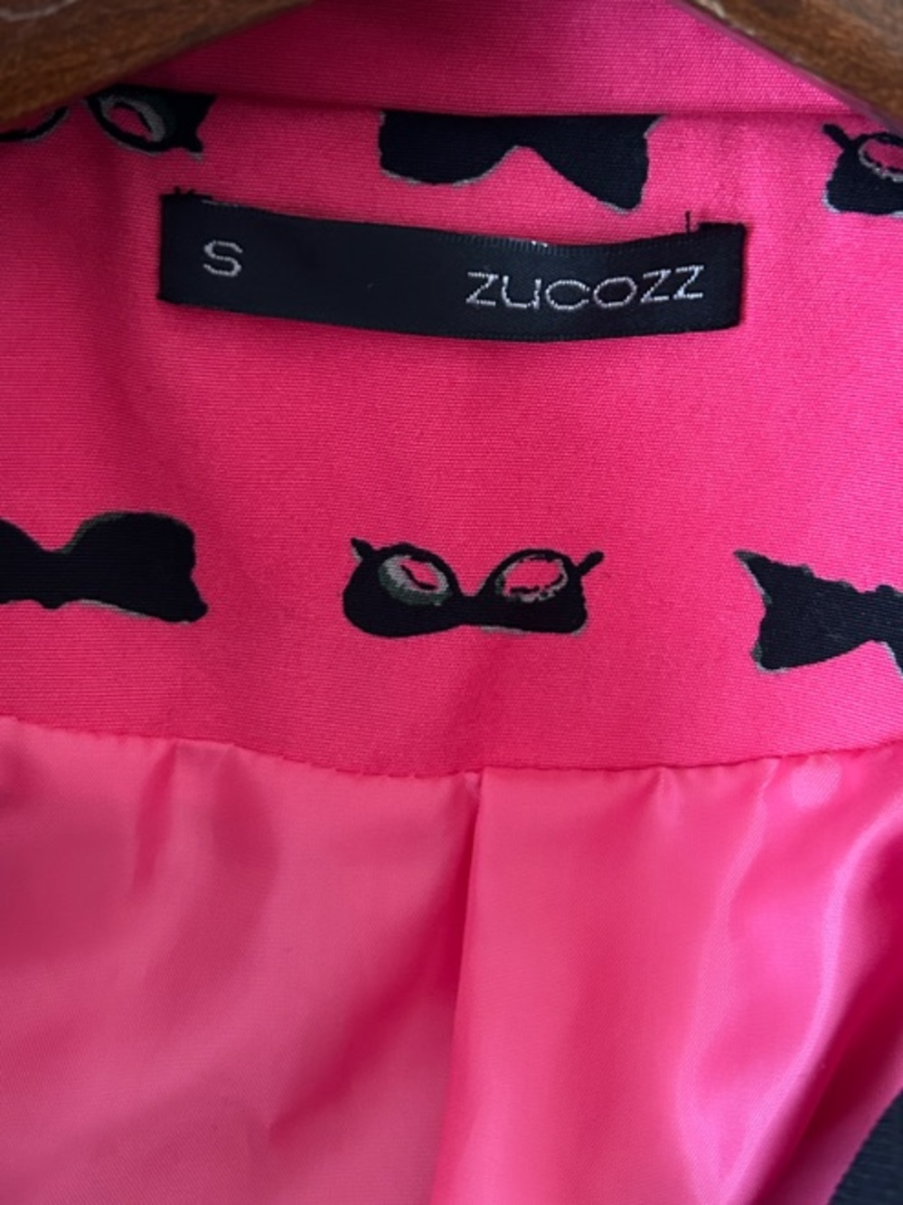 ZUCOZZ Hot Pink Belted Trench Coat with Sunglasses Print Size Small - Picture 2 of 9